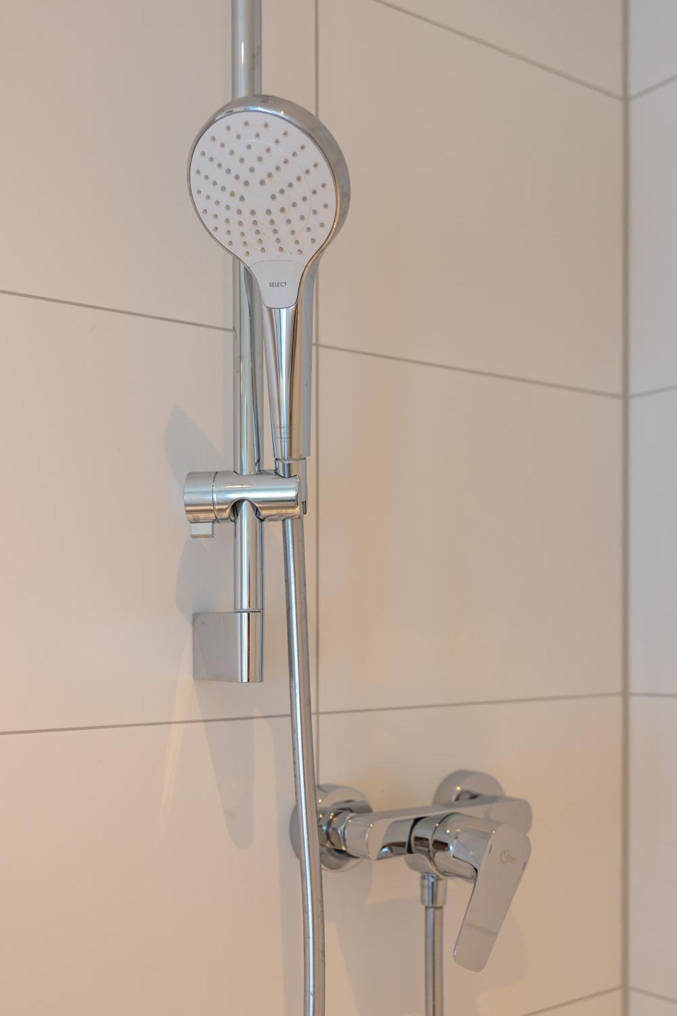 Sweethome - Maisonette Apartment, Parkplatz, Wifi, Naehe Zentrum Fürstenfeldbruck Kültér fotó