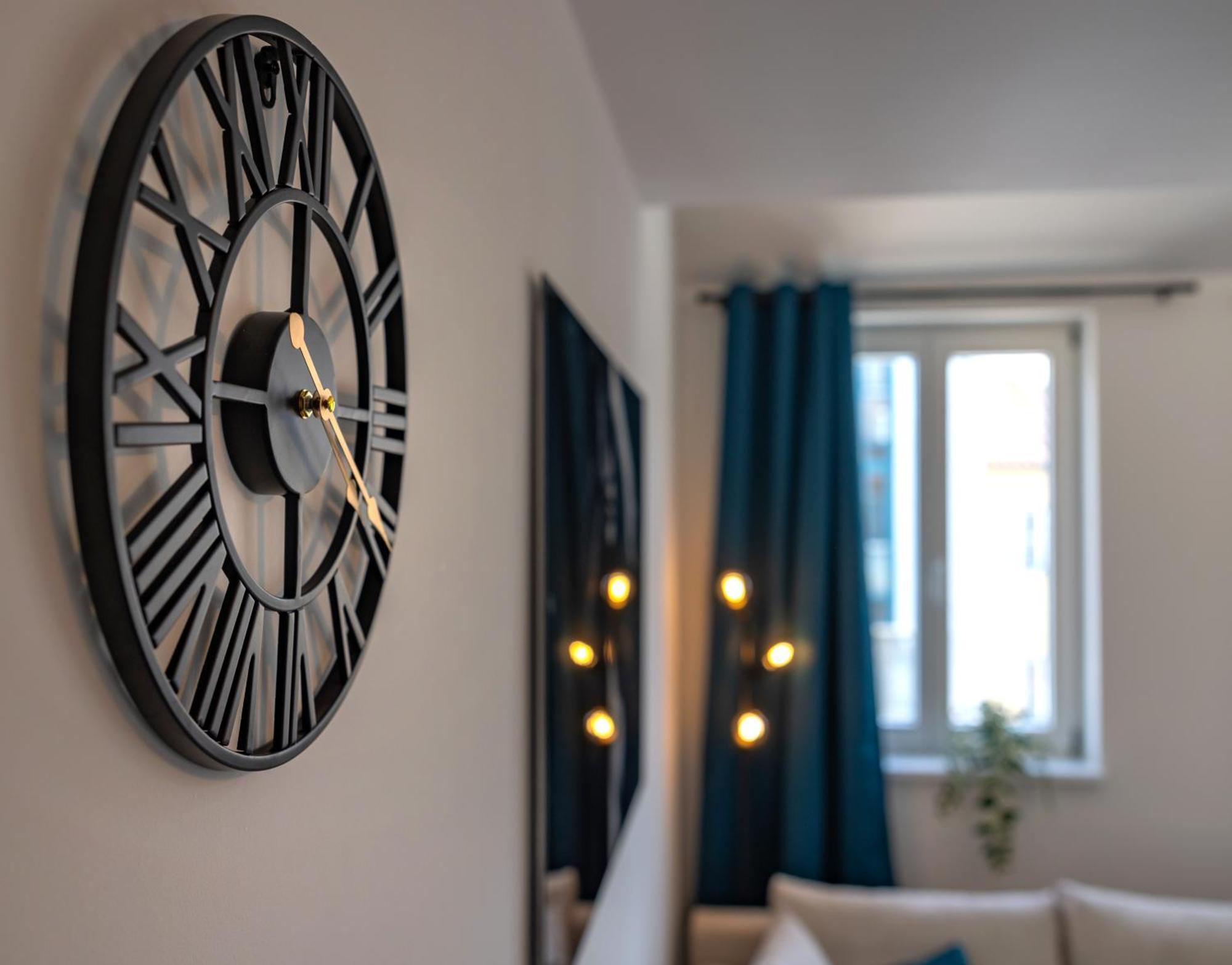 Sweethome - Maisonette Apartment, Parkplatz, Wifi, Naehe Zentrum Fürstenfeldbruck Kültér fotó