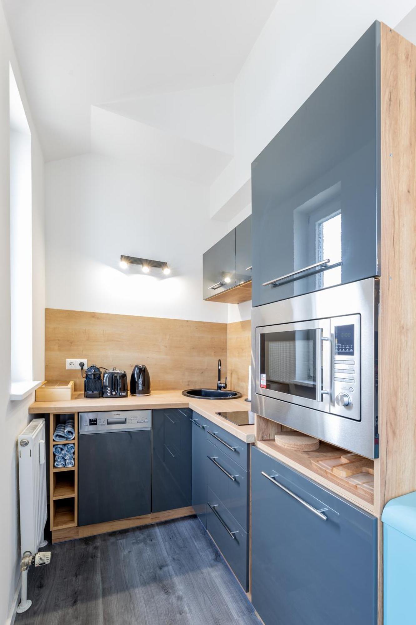 Sweethome - Maisonette Apartment, Parkplatz, Wifi, Naehe Zentrum Fürstenfeldbruck Kültér fotó
