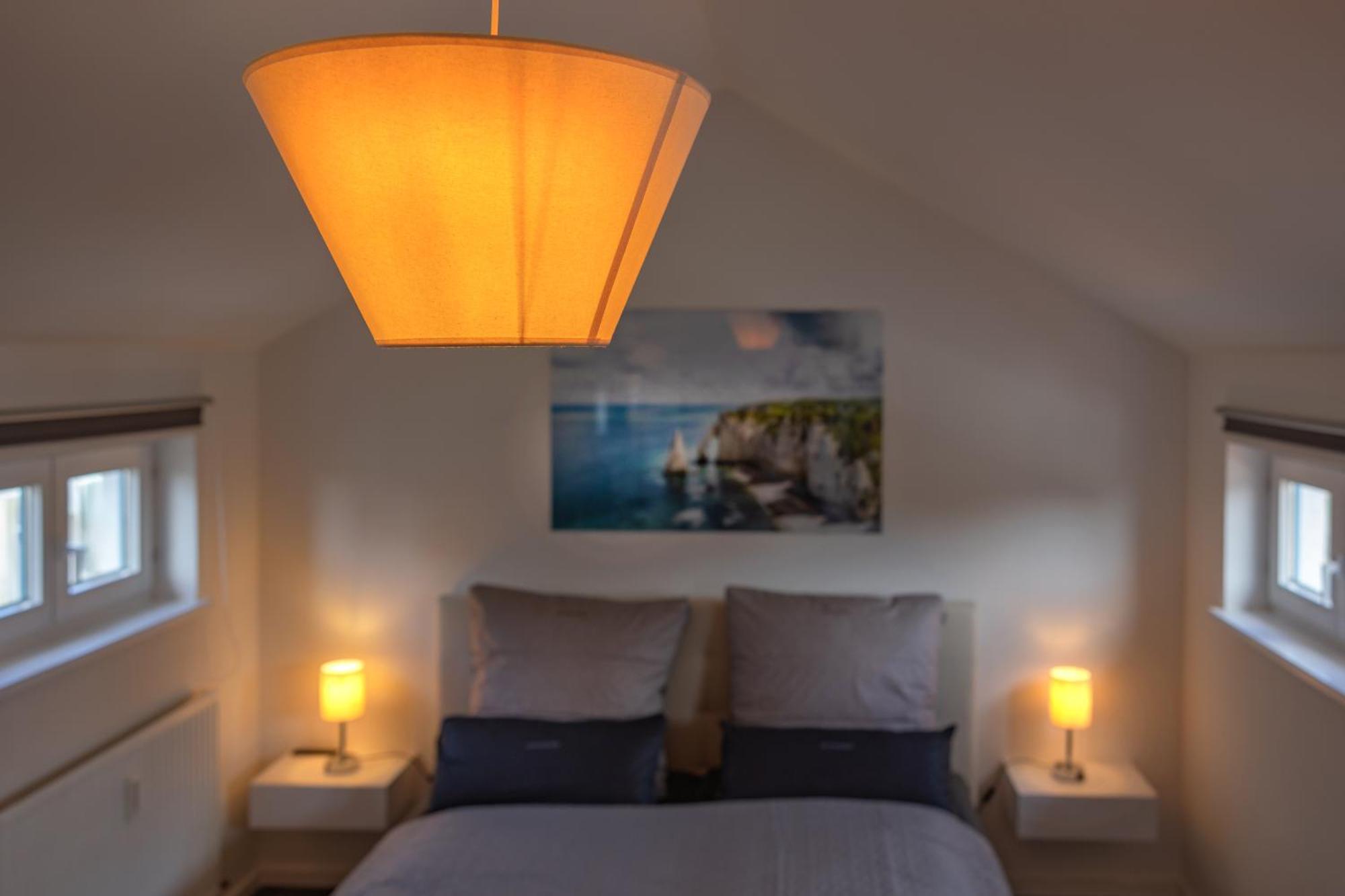 Sweethome - Maisonette Apartment, Parkplatz, Wifi, Naehe Zentrum Fürstenfeldbruck Kültér fotó