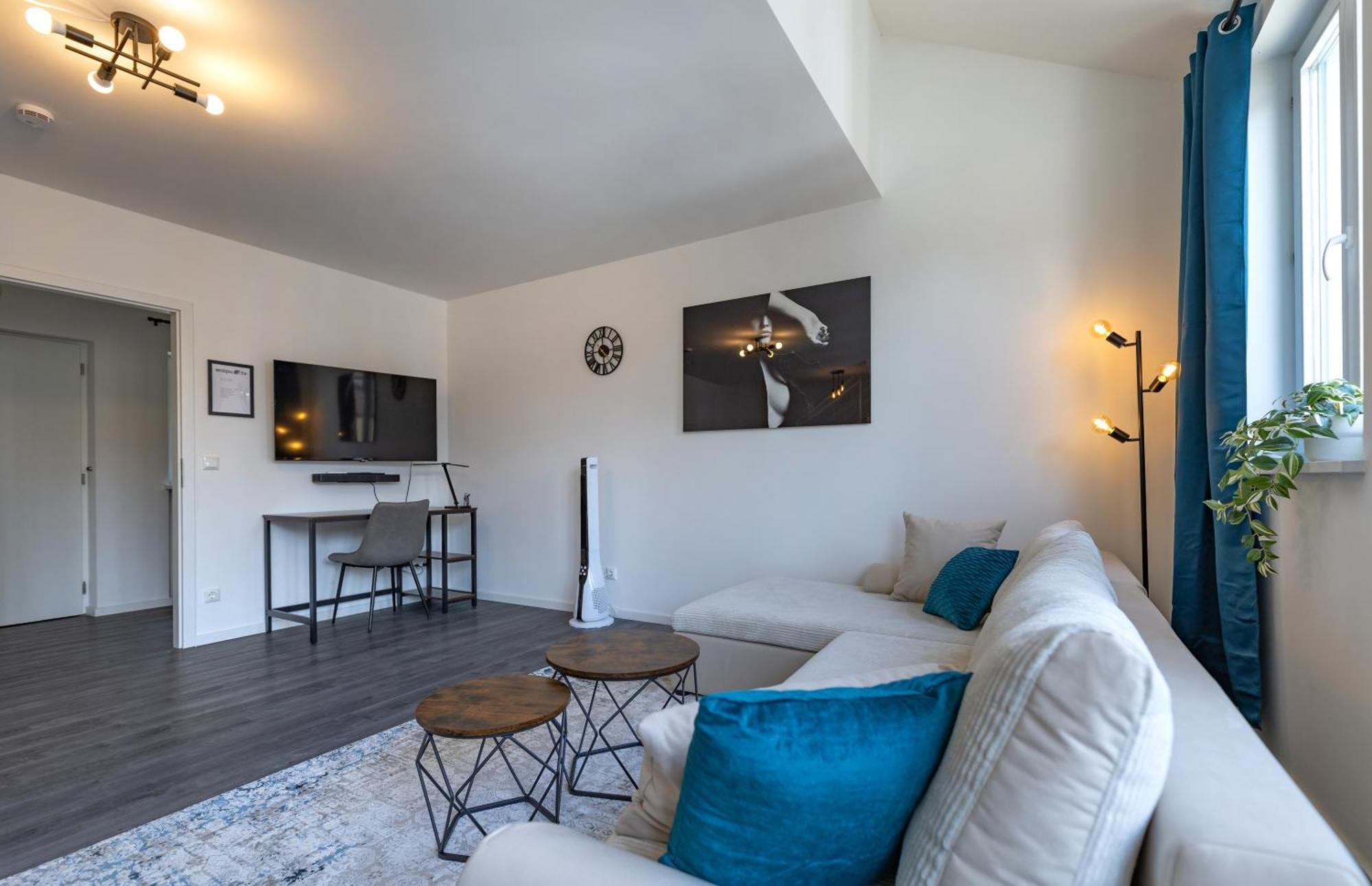 Sweethome - Maisonette Apartment, Parkplatz, Wifi, Naehe Zentrum Fürstenfeldbruck Kültér fotó