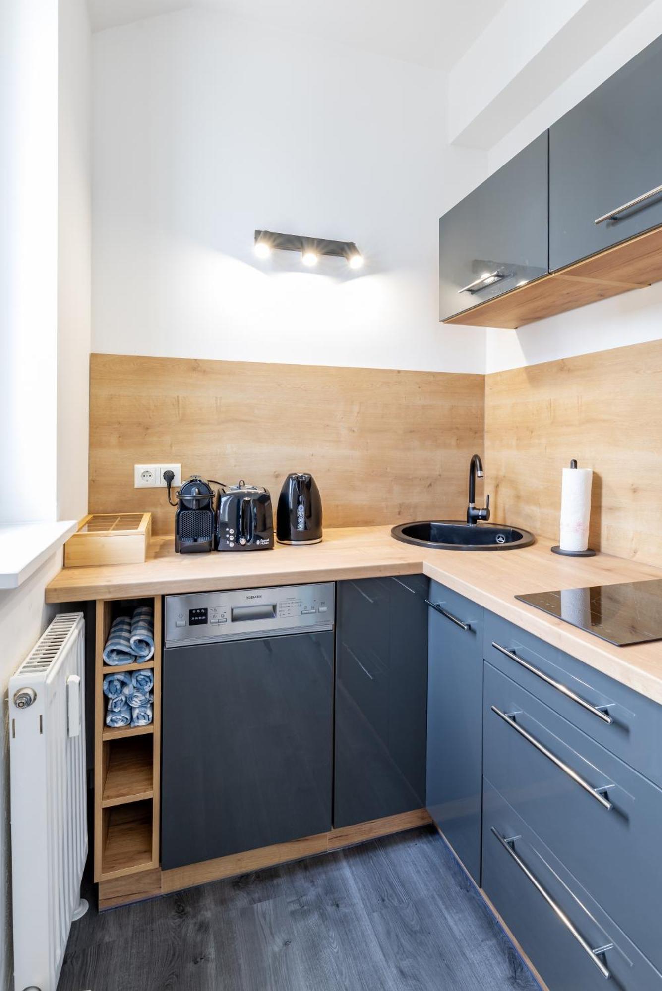Sweethome - Maisonette Apartment, Parkplatz, Wifi, Naehe Zentrum Fürstenfeldbruck Kültér fotó